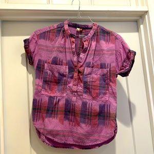 Pilcro top, maybe wore once. XS size, great condition!